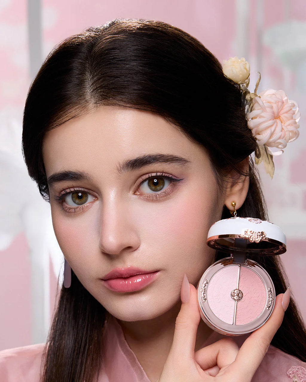 Butterfly Cloud Collar Rouge Box Highlighting & Blush Duo Powder